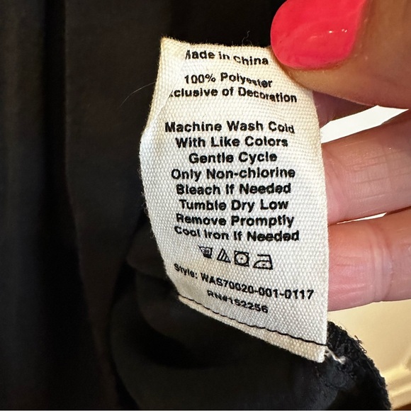 Avec Les Filles Women’s Black Ruffle Flutter Sleeve LBD Deep V Neck Mini Dress M - Picture 3 of 10